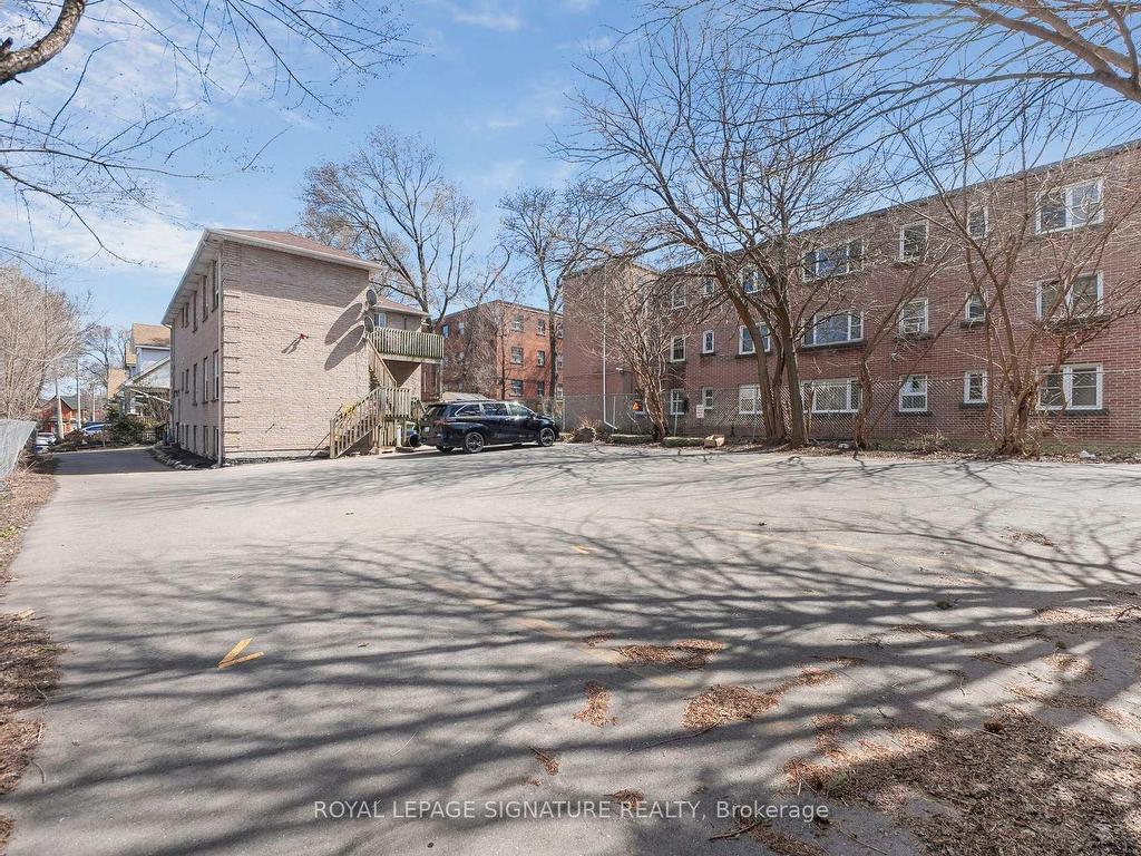 









90


Tisdale

Street South,
Hamilton,




ON
L8N 2W2

