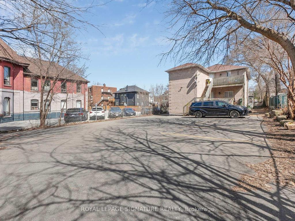 









90


Tisdale

Street South,
Hamilton,




ON
L8N 2W2

