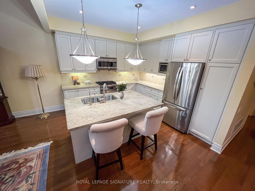 









1915


Broad Hollow

Gate, 103,
Mississauga,




ON
L4L 6A3

