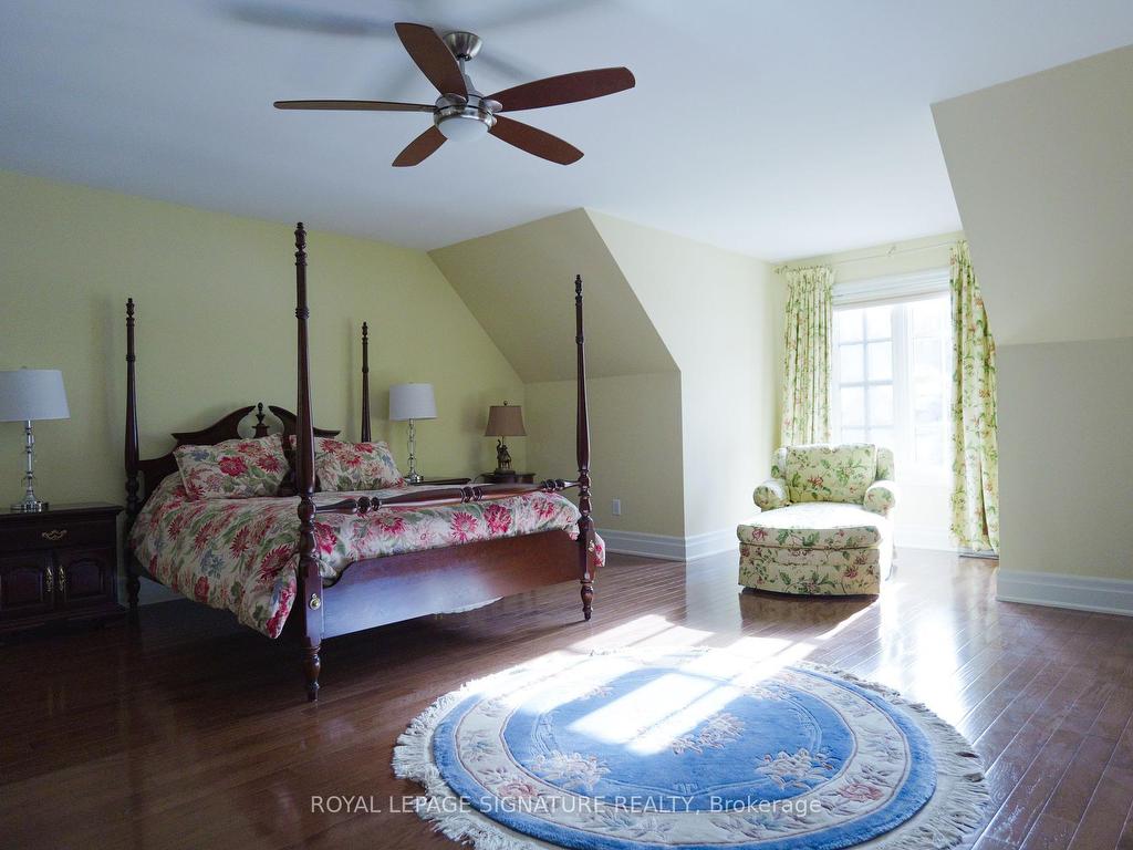









1915


Broad Hollow

Gate, 103,
Mississauga,




ON
L4L 6A3

