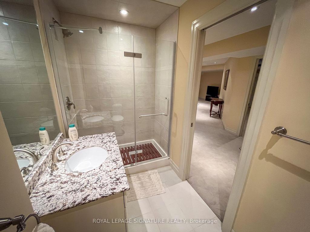









1915


Broad Hollow

Gate, 103,
Mississauga,




ON
L4L 6A3

