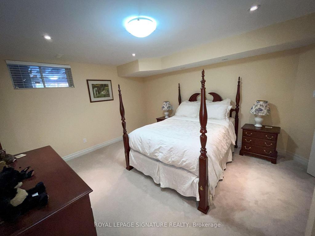 









1915


Broad Hollow

Gate, 103,
Mississauga,




ON
L4L 6A3

