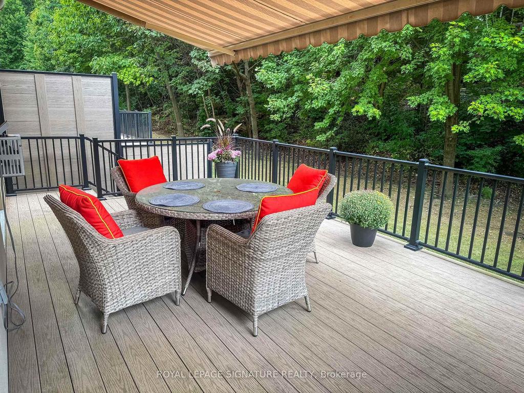 









1915


Broad Hollow

Gate, 103,
Mississauga,




ON
L4L 6A3

