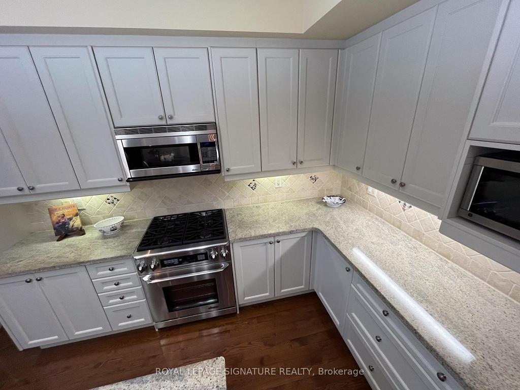 









1915


Broad Hollow

Gate, 103,
Mississauga,




ON
L4L 6A3

