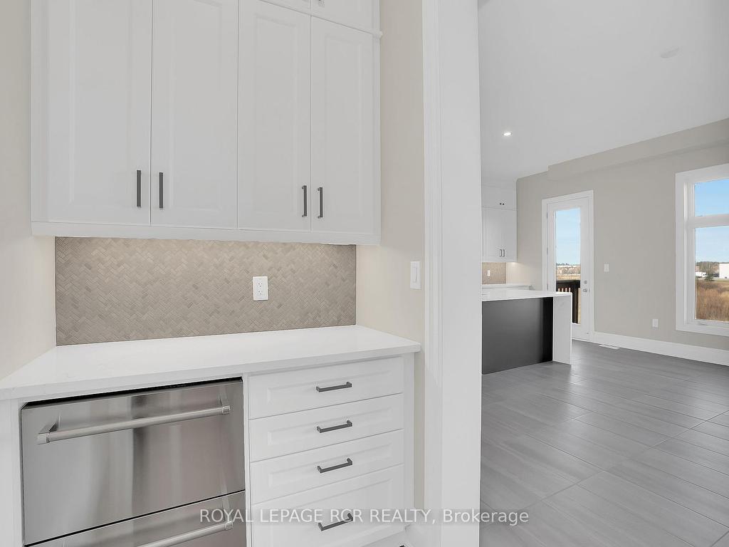 









39


John Dallimore

Drive,
Georgina,




ON
L4P 0S6

