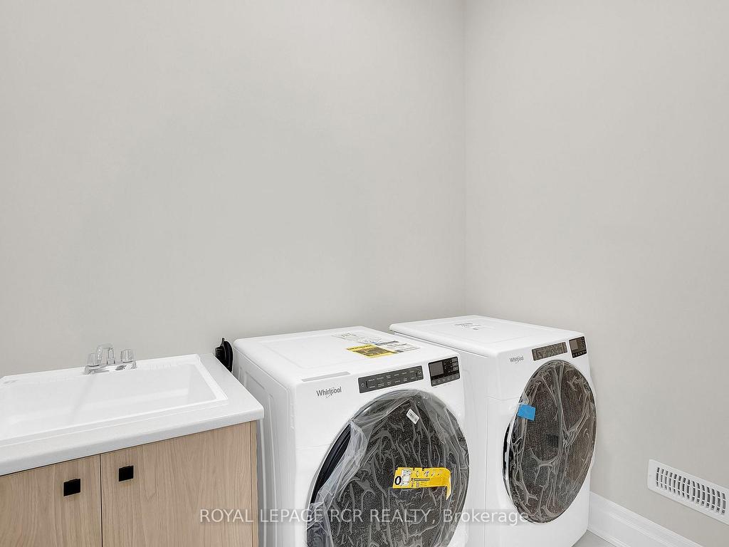 









39


John Dallimore

Drive,
Georgina,




ON
L4P 0S6

