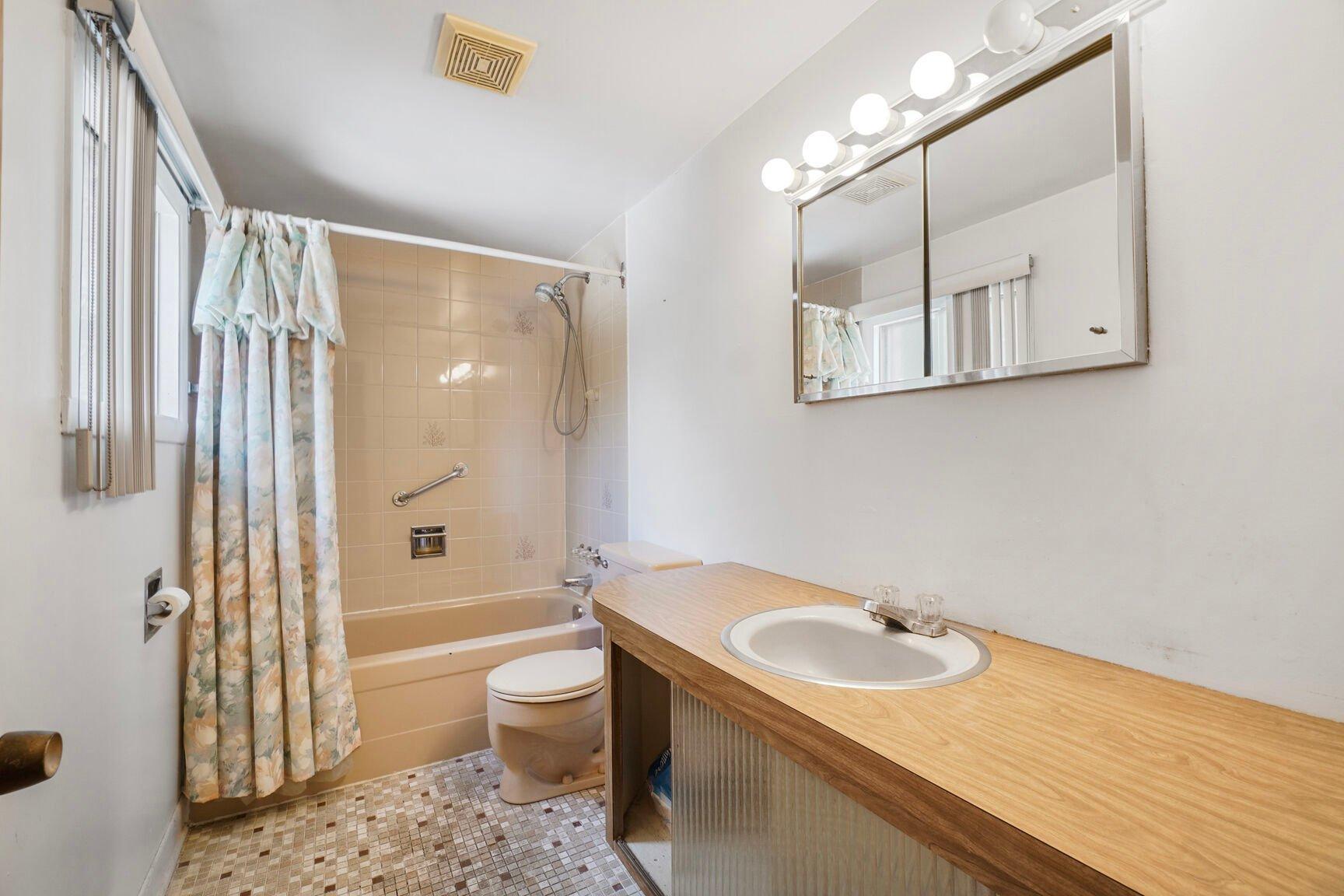 









4675


53e Avenue

,
Laval (Laval-Ouest),




QC
H7R4C5

