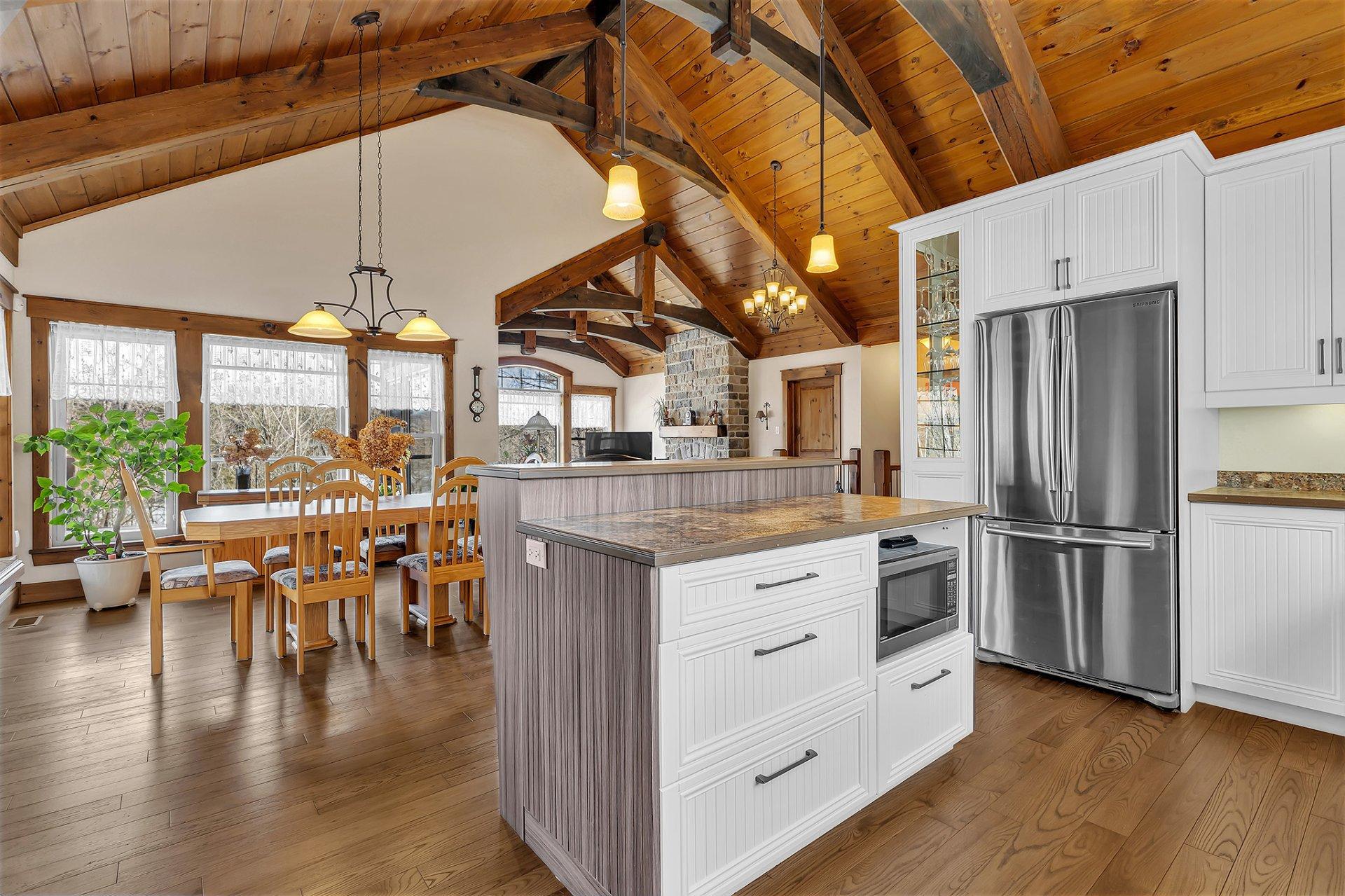 









52


Ch. Watson

,
Val-des-Monts,




QC
J8N5A9

