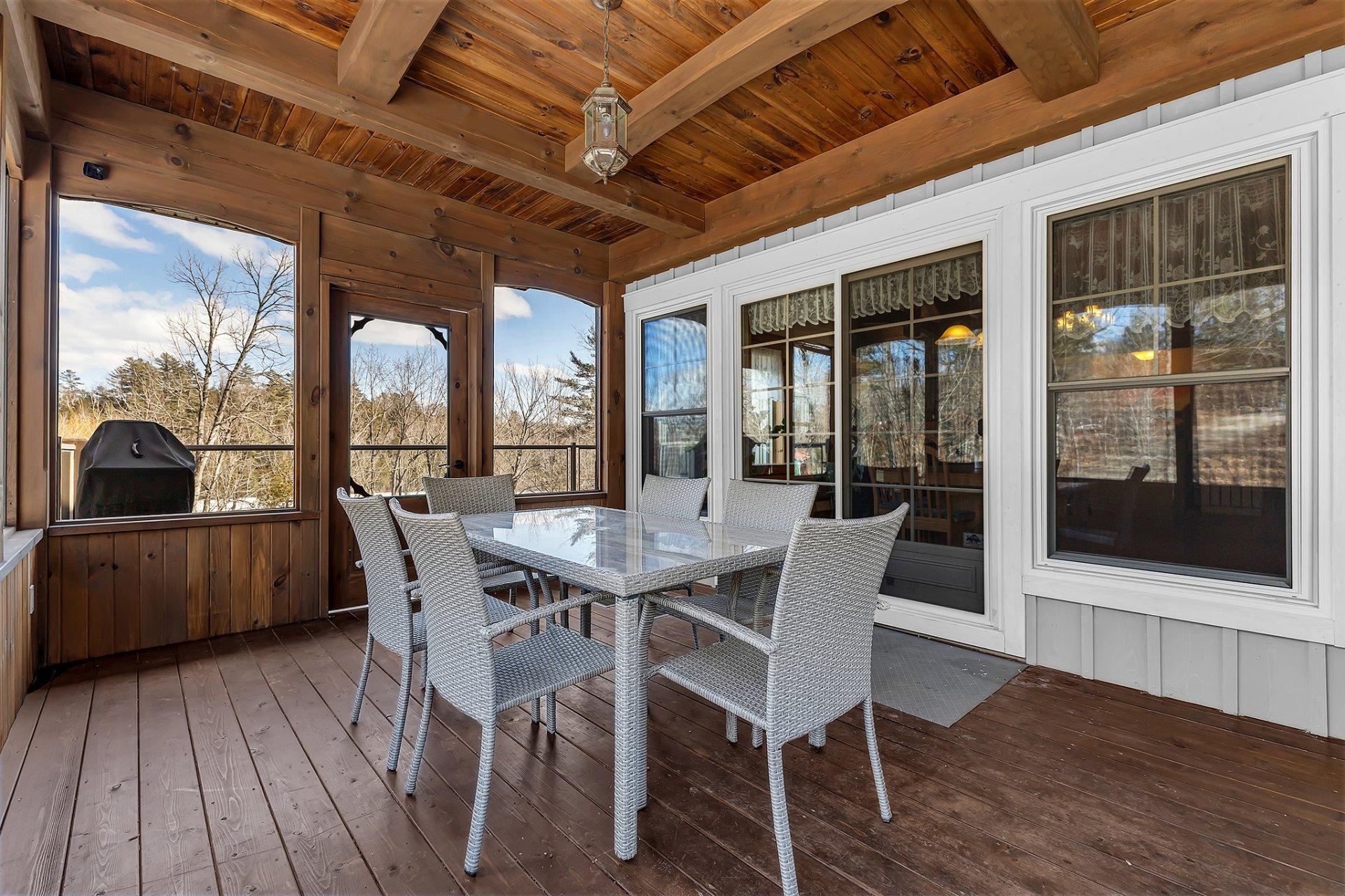 









52


Ch. Watson

,
Val-des-Monts,




QC
J8N5A9

