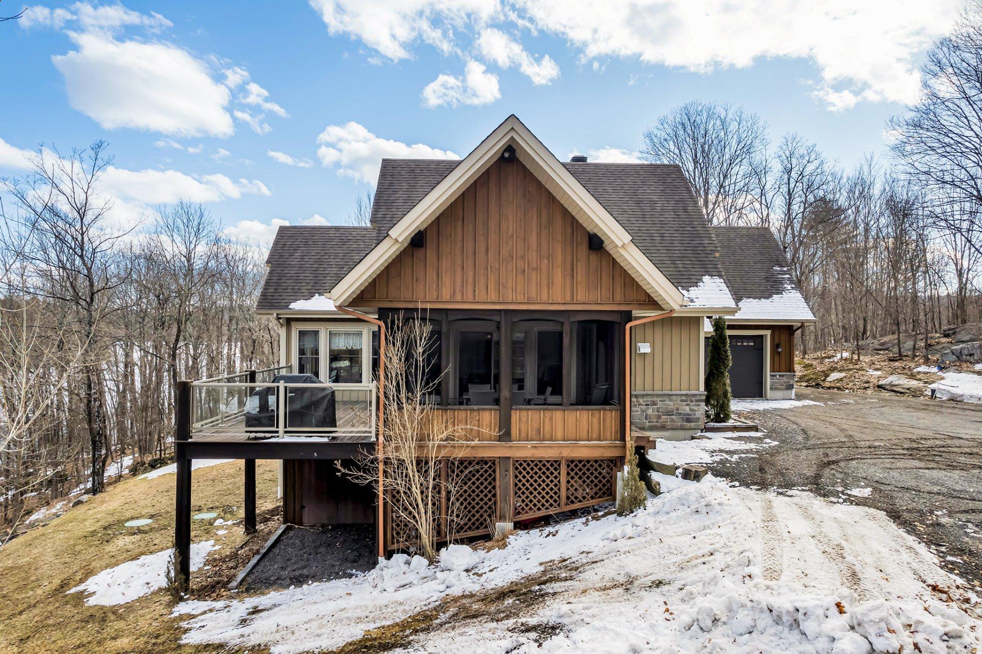 









52


Ch. Watson

,
Val-des-Monts,




QC
J8N5A9

