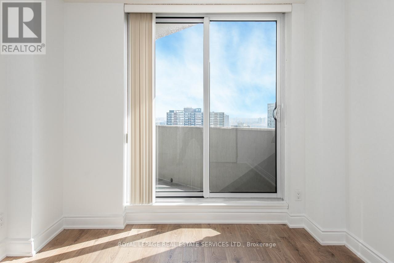












1404 - 95 LA ROSE AVENUE

,
Toronto,




Ontario
M9P3T2

