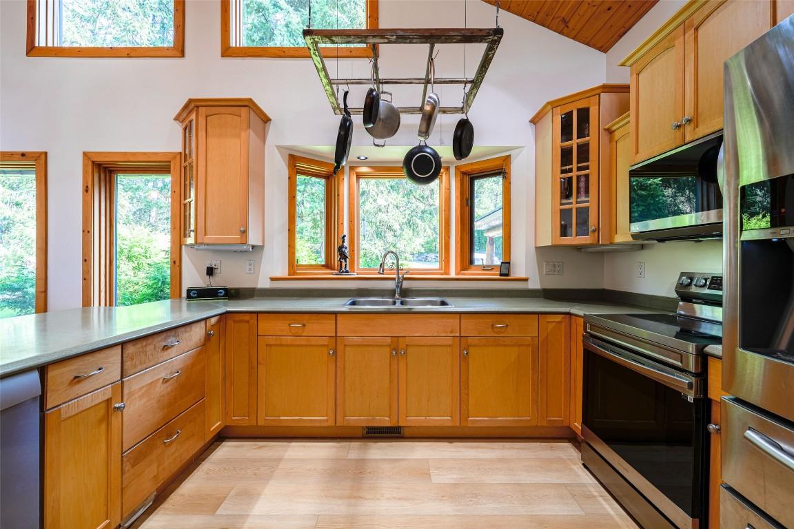 









10


Candide

Drive,
Lumby,




BC
V0E 2G1

