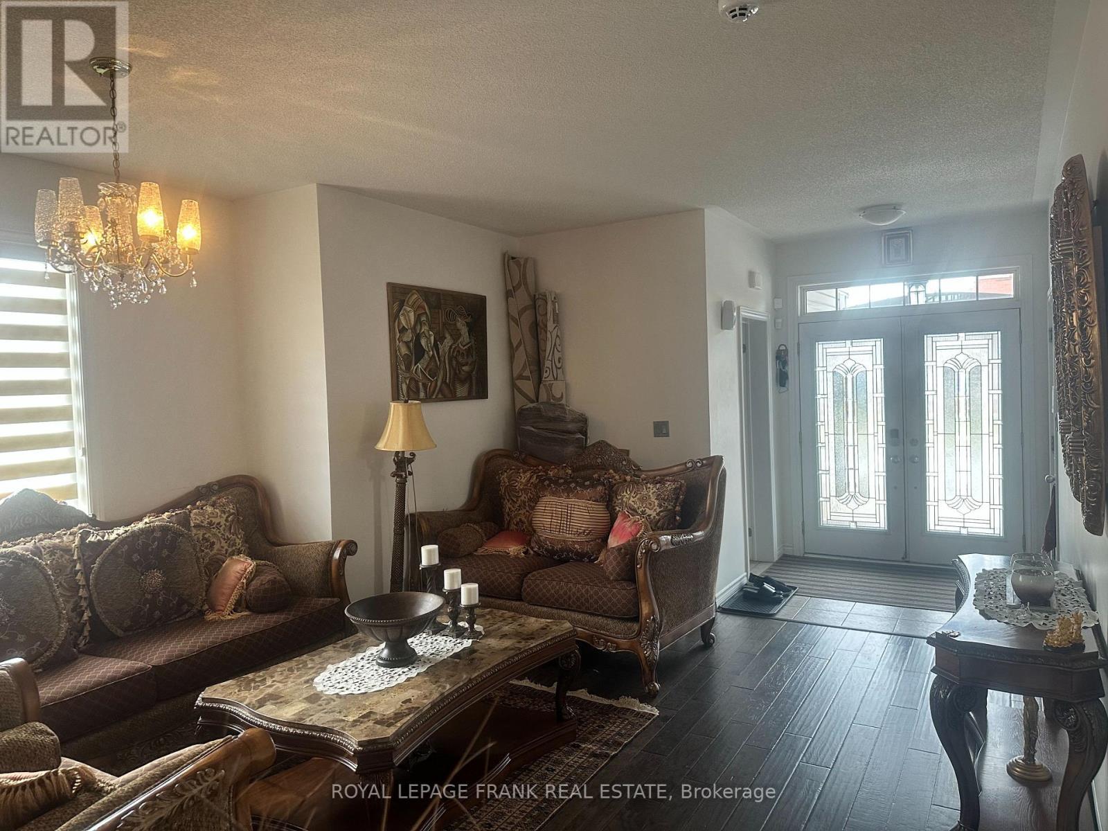












MAIN & UPPER - 130 SUMERSFORD DRIVE

,
Clarington (Bowmanville),




Ontario
L1C3K7

