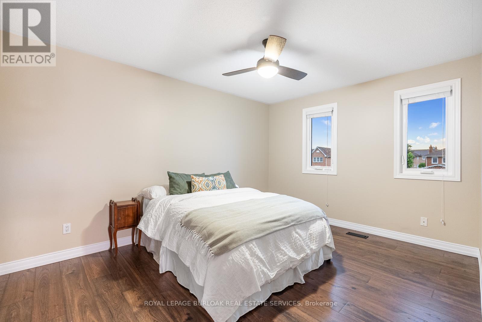 












4456 IDLEWILDE CRESCENT

,
Mississauga,




Ontario
L5M4E3


