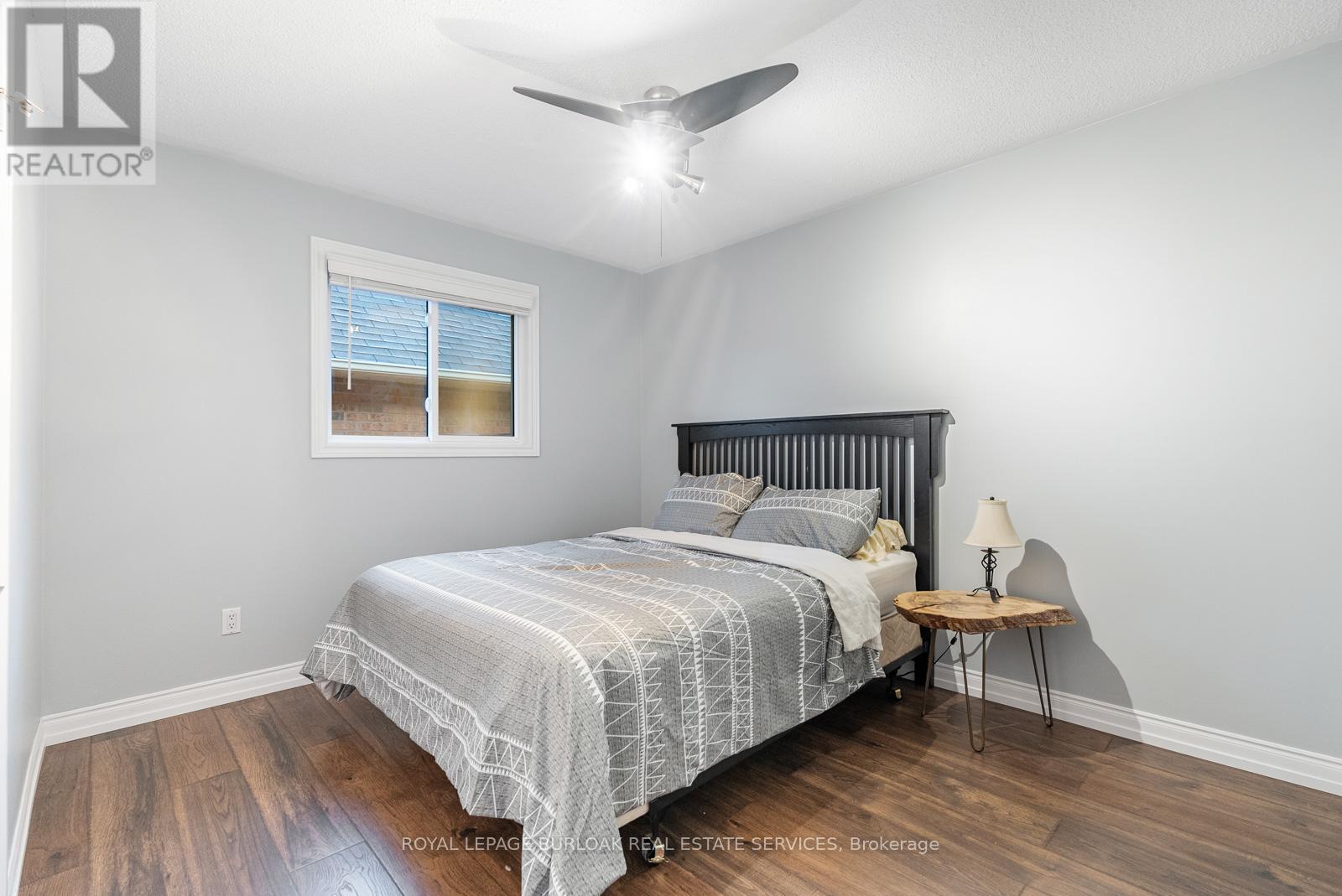 












4456 IDLEWILDE CRESCENT

,
Mississauga,




Ontario
L5M4E3

