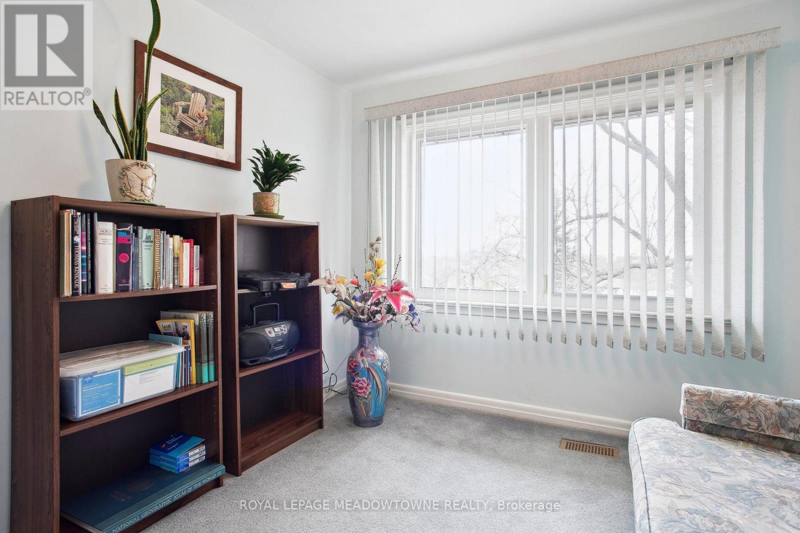 












123 VISTA DRIVE W

,
Mississauga,




Ontario
L5M1W2

