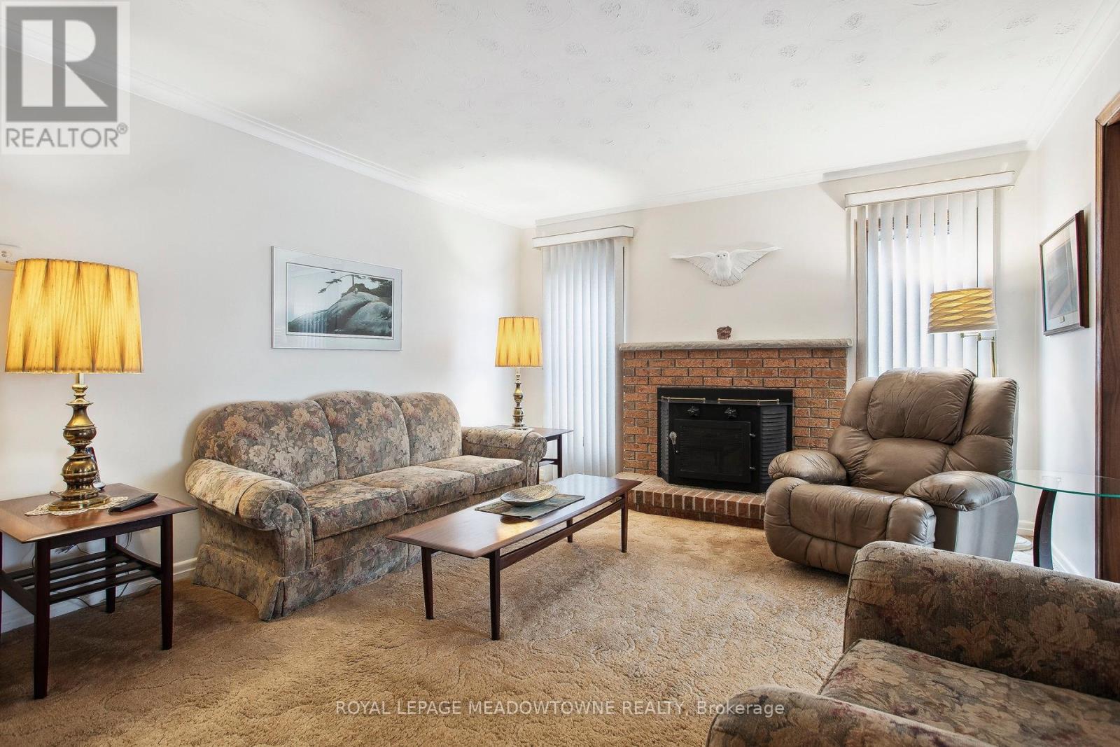 












123 VISTA DRIVE W

,
Mississauga,




Ontario
L5M1W2


