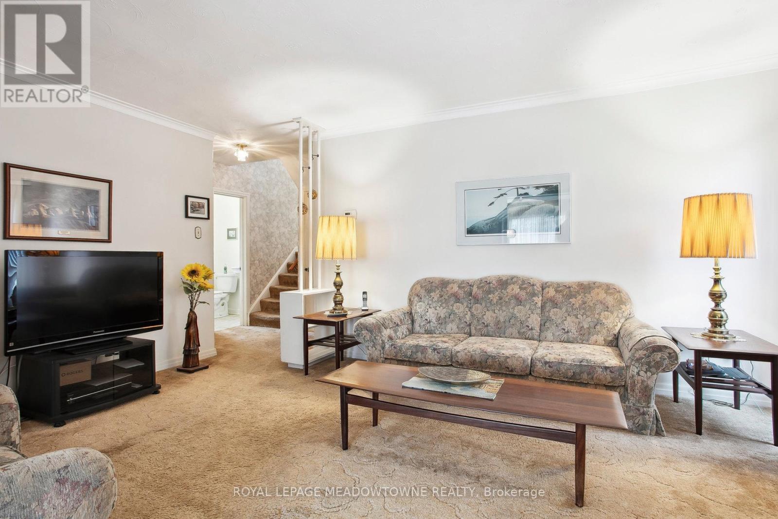 












123 VISTA DRIVE W

,
Mississauga,




Ontario
L5M1W2

