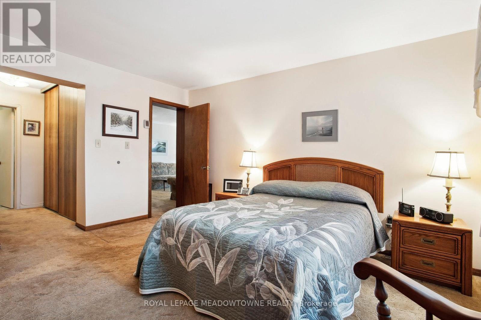 












123 VISTA DRIVE W

,
Mississauga,




Ontario
L5M1W2


