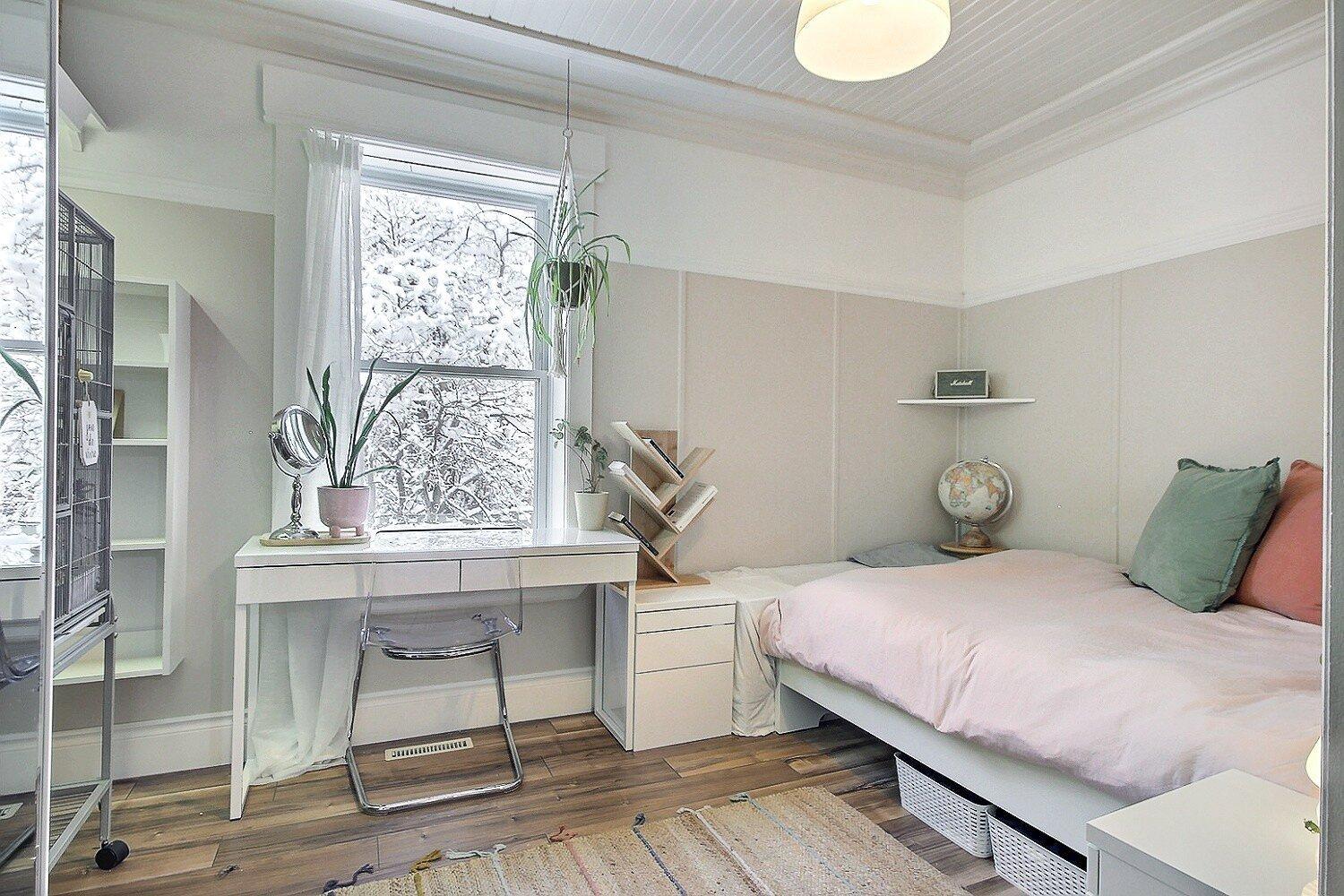









264


Rue Principale

,
Saint-Basile-le-Grand,




QC
J3N1H3

