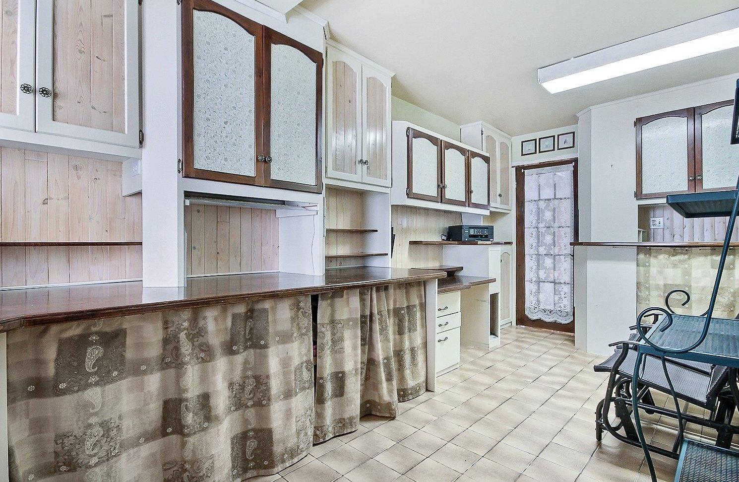 









264


Rue Principale

,
Saint-Basile-le-Grand,




QC
J3N1H3

