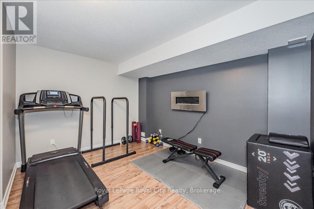 












28 - 714 WILLOW ROAD

,
Guelph (Willow West/Sugarbush/West Acres),




Ontario
N1K0B7

