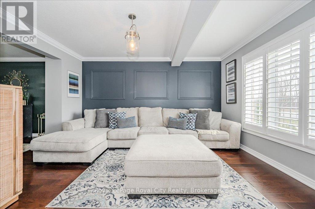 












28 - 714 WILLOW ROAD

,
Guelph (Willow West/Sugarbush/West Acres),




Ontario
N1K0B7

