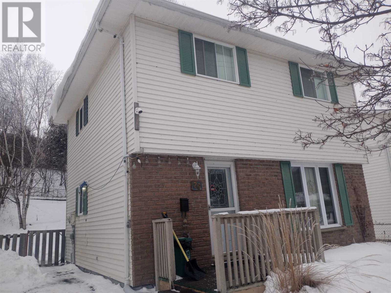 












26 Hergott AVE

,
Elliot Lake,




Ontario
P5A3A8

