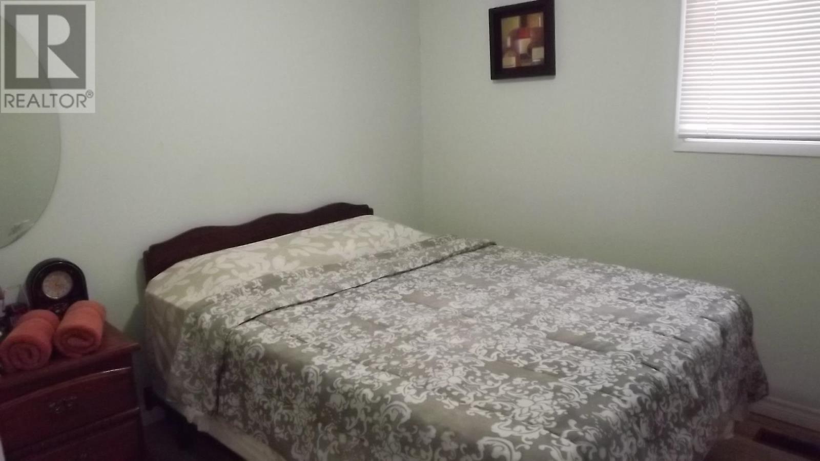 












26 Hergott AVE

,
Elliot Lake,




Ontario
P5A3A8

