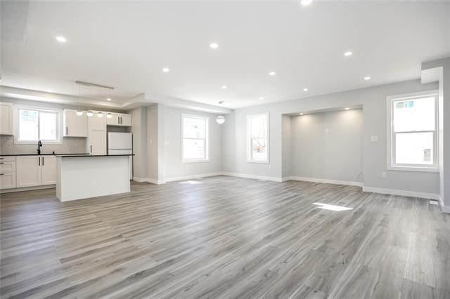 









571


Burrows

AVE,
Winnipeg,




MB
R2W 2A5

