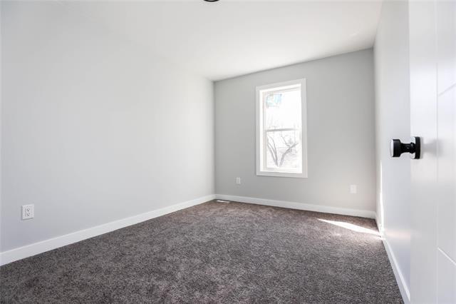 









571


Burrows

AVE,
Winnipeg,




MB
R2W 2A5

