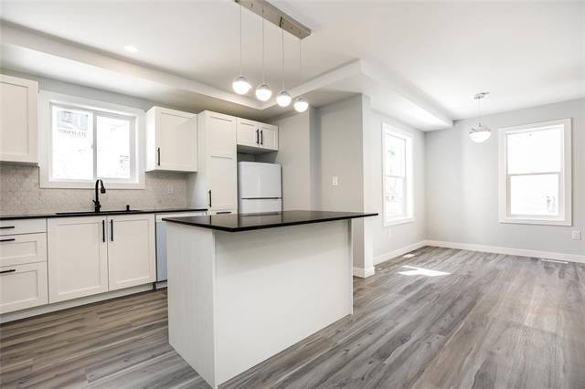 









571


Burrows

AVE,
Winnipeg,




MB
R2W 2A5


