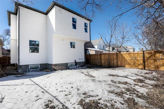 









571


Burrows

AVE,
Winnipeg,




MB
R2W 2A5

