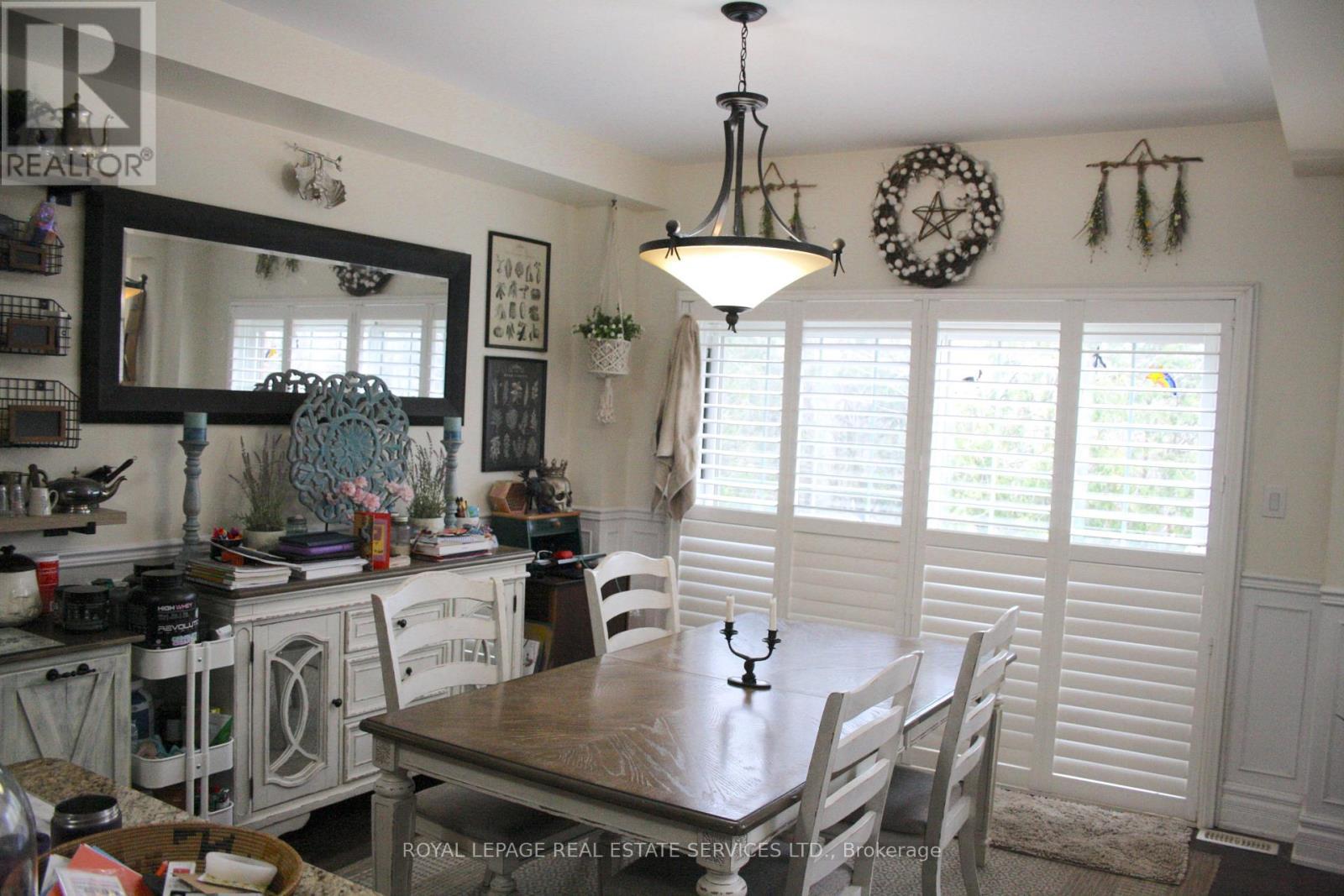 












261 NAUTICAL BOULEVARD

,
Oakville,




Ontario
L6L0B9

