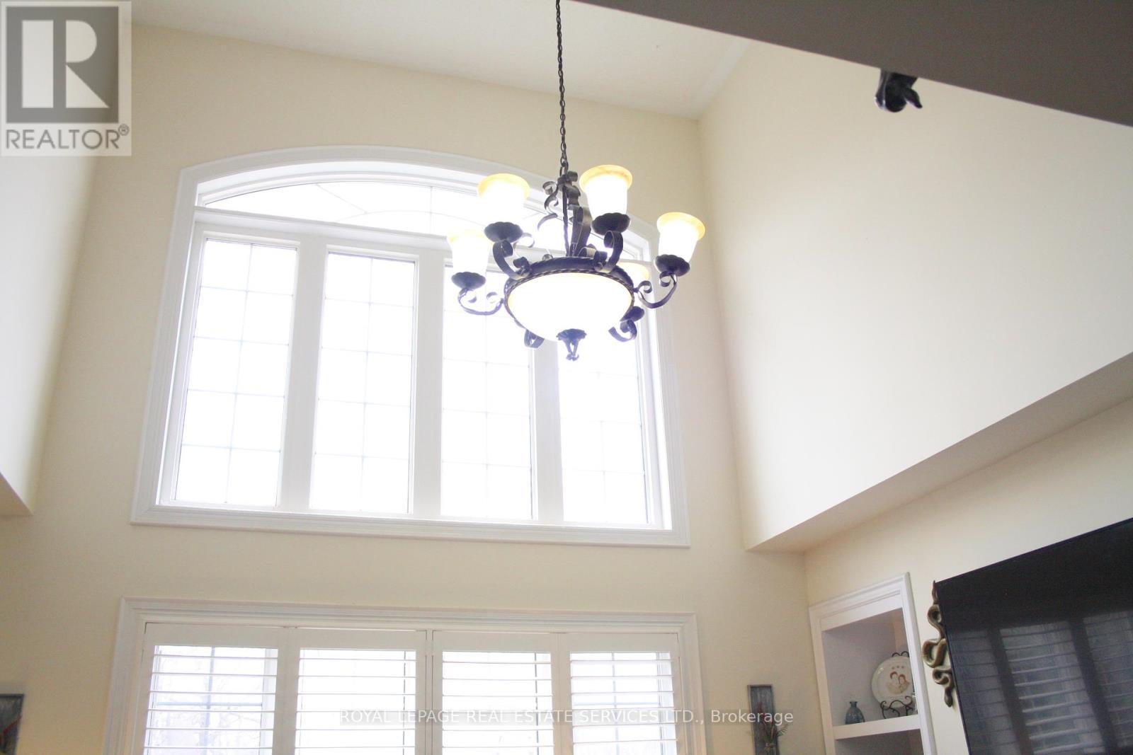 












261 NAUTICAL BOULEVARD

,
Oakville,




Ontario
L6L0B9

