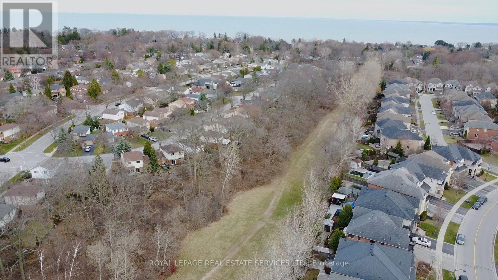 












261 NAUTICAL BOULEVARD

,
Oakville,




Ontario
L6L0B9

