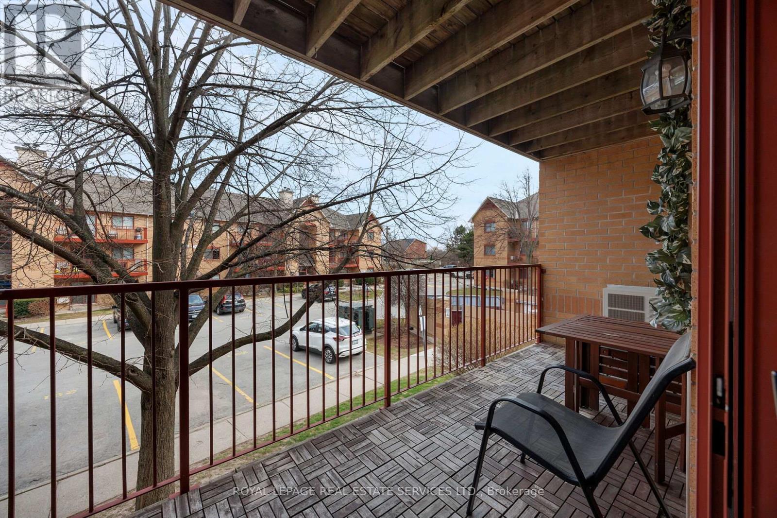 












1021 - 1504 PILGRIMS WAY

,
Oakville,




Ontario
L6M3H1

