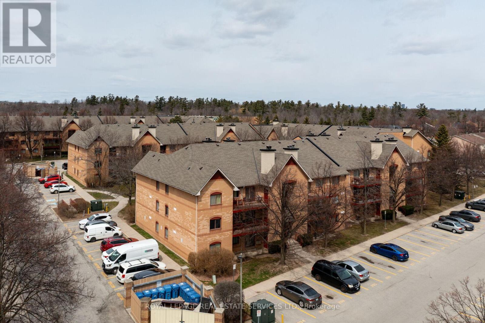 












1021 - 1504 PILGRIMS WAY

,
Oakville,




Ontario
L6M3H1

