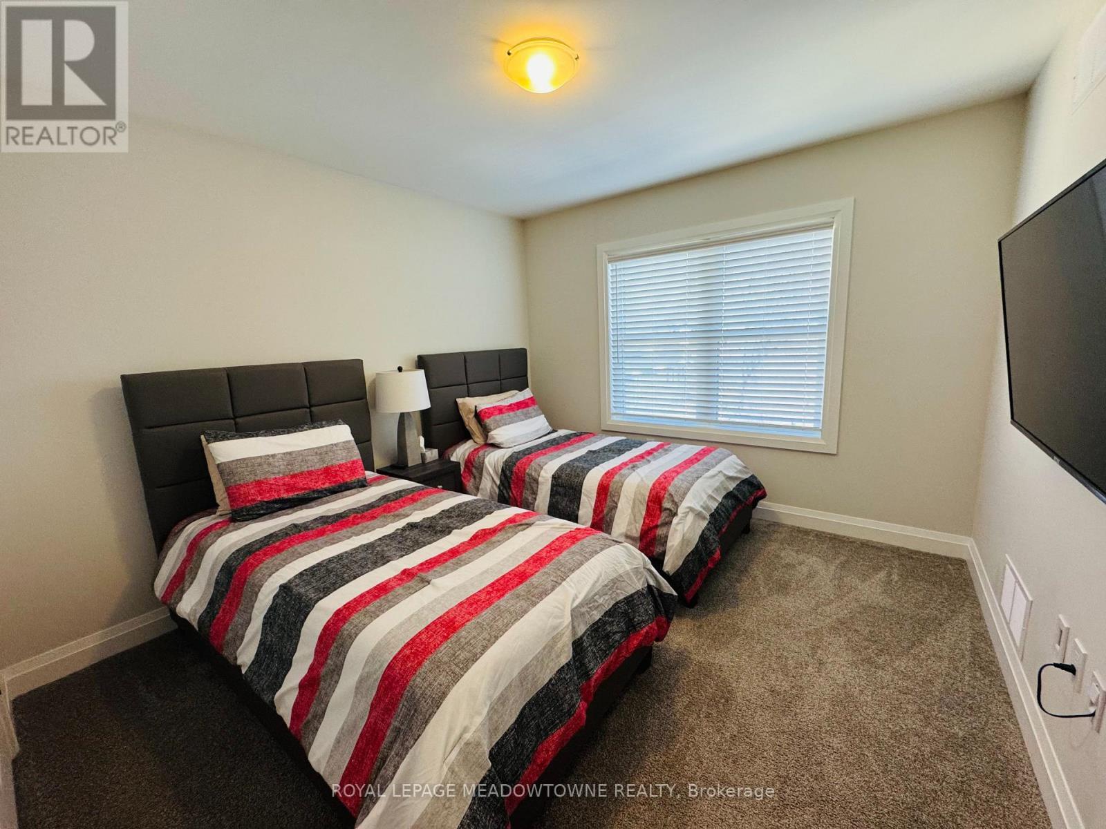 












63 BELFAST ROAD S

,
Fort Erie,




Ontario
L0S1B0


