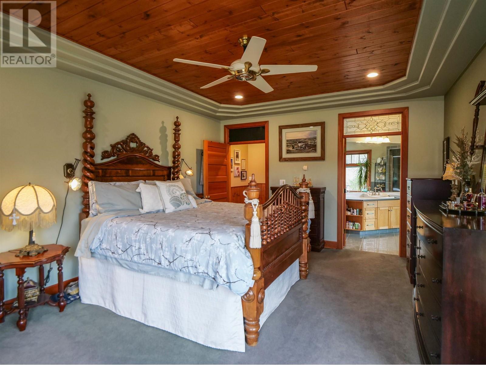 












2760 ERNST ROAD

,
Quesnel,




British Columbia
V2J6H6

