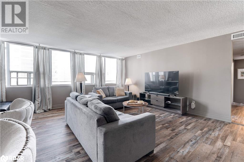 












120 DUKE Street Unit# 808

,
Hamilton,




Ontario
L8P4T1

