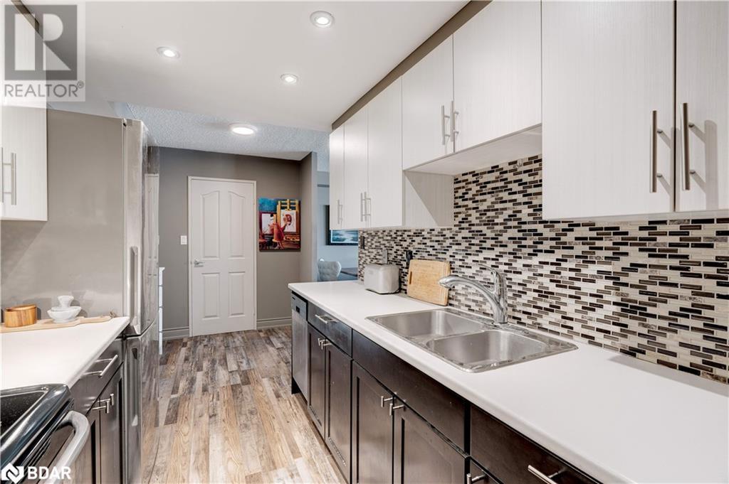 












120 DUKE Street Unit# 808

,
Hamilton,




Ontario
L8P4T1

