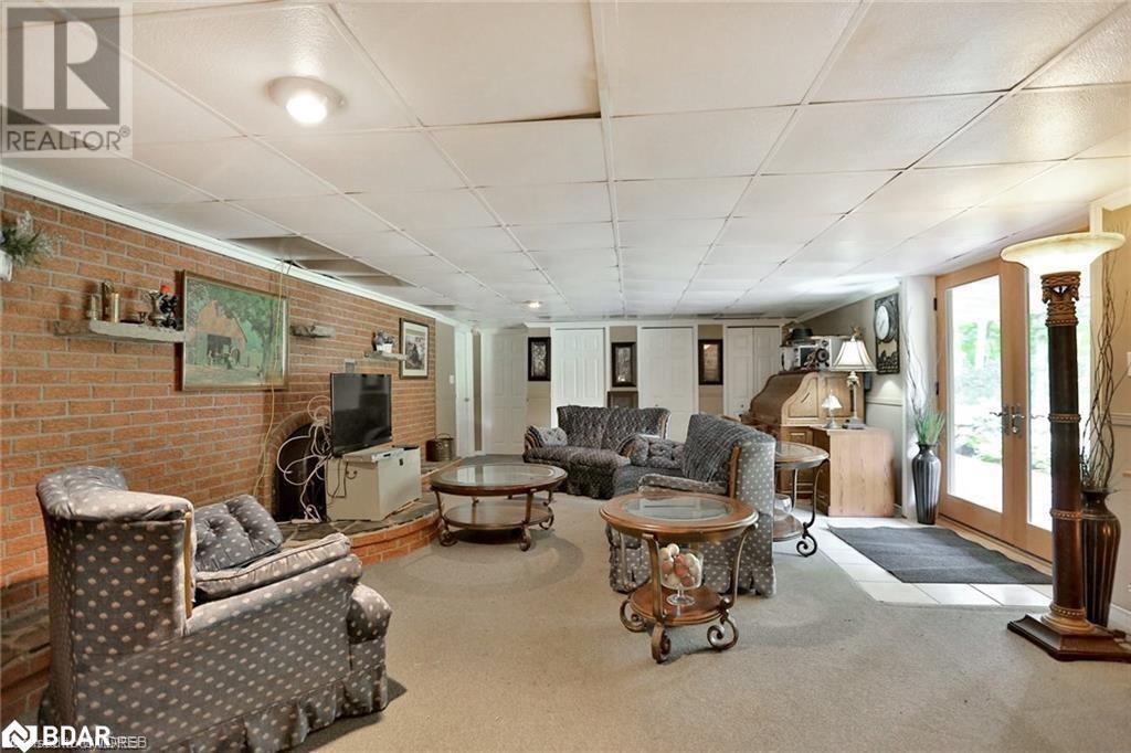 












225/269 CAMPBELL Avenue E

,
Campbellville,




Ontario
L0P1B0

