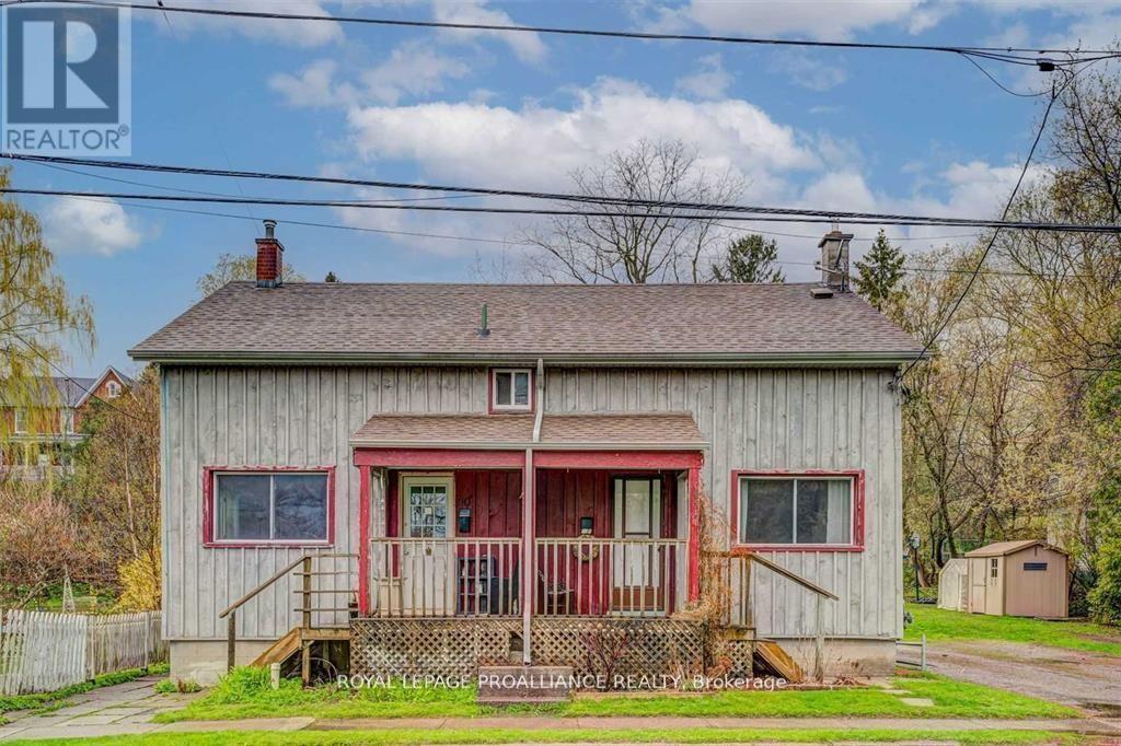 












90-92 CAVAN STREET

,
Port Hope,




Ontario
L1A3B7

