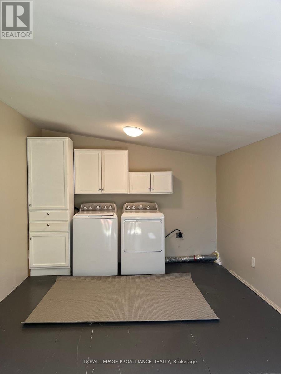 












90-92 CAVAN STREET

,
Port Hope,




Ontario
L1A3B7

