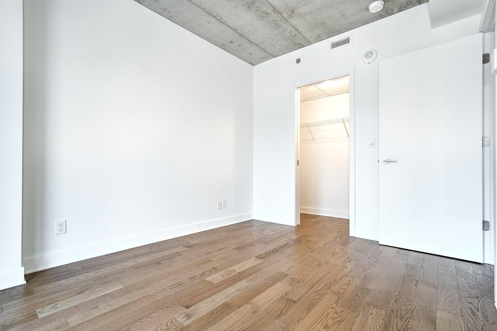 









170


Rue Rioux

, 516,
Montréal (Le Sud-Ouest),




QC
H3C0X3


