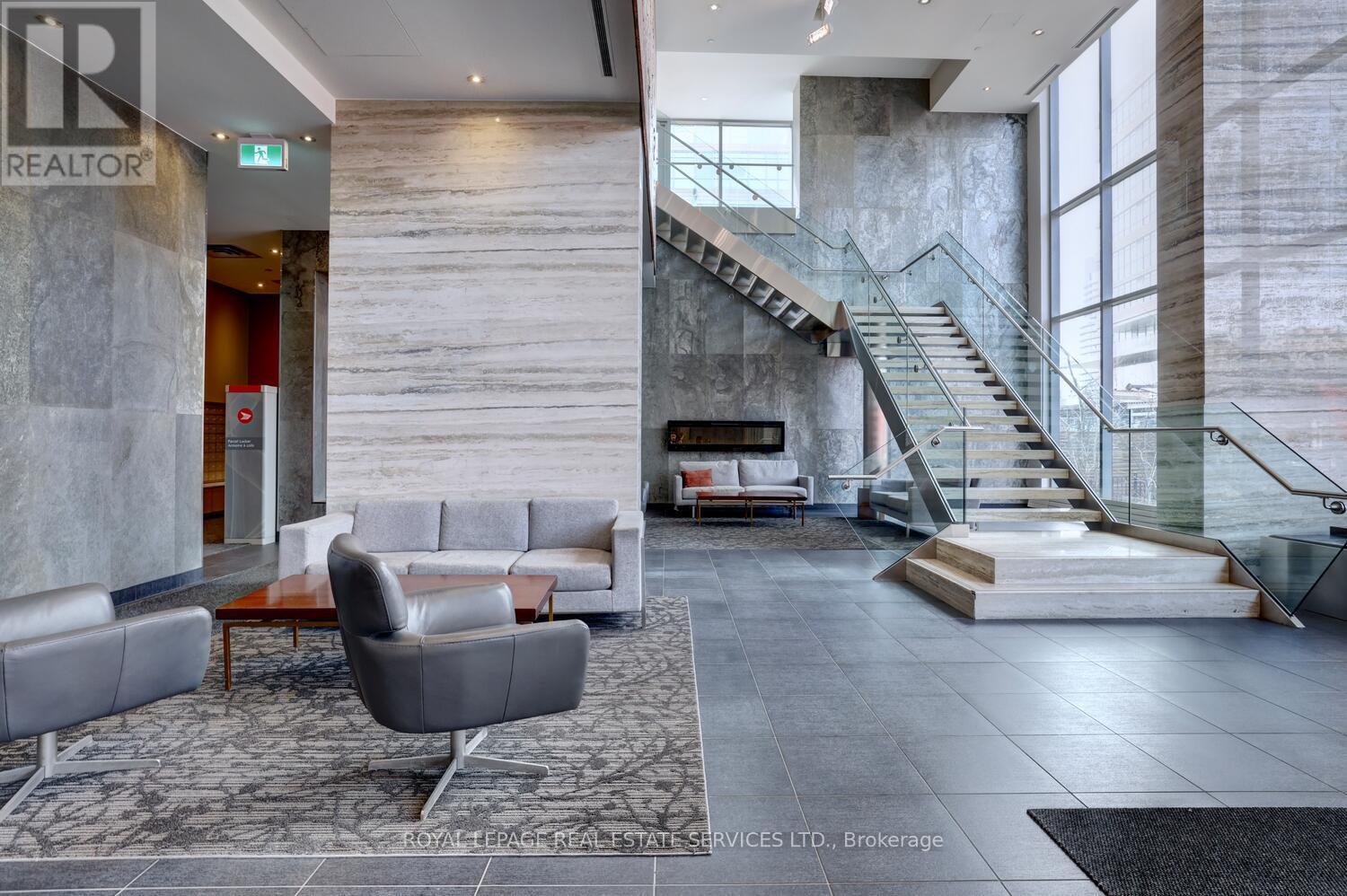 












3515 - 15 ICEBOAT TERRACE

,
Toronto,




Ontario
M5V4A5

