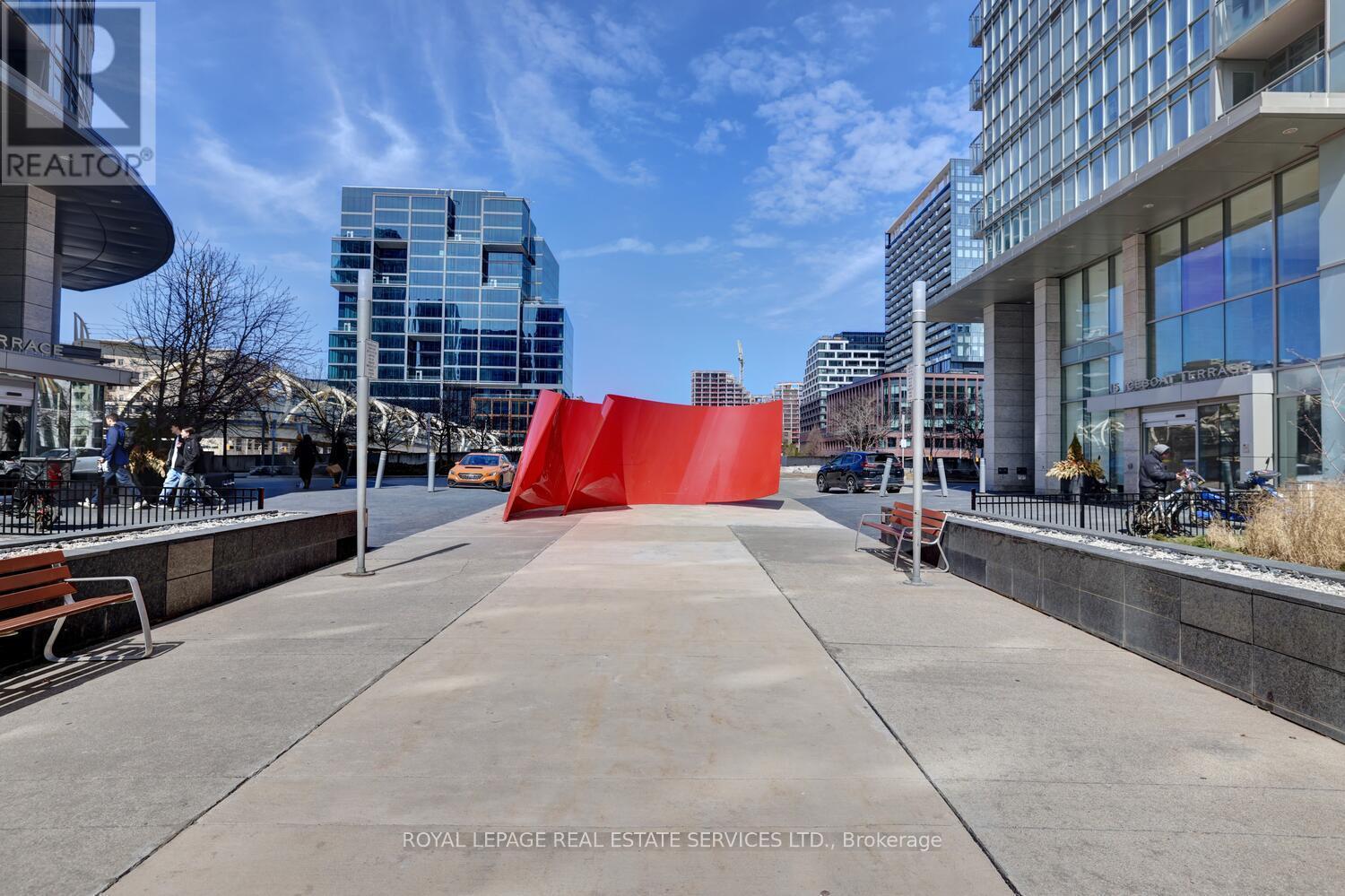 












3515 - 15 ICEBOAT TERRACE

,
Toronto,




Ontario
M5V4A5

