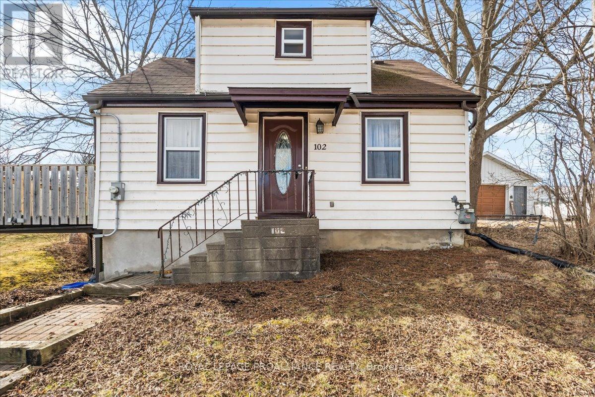 












102 WALLBRIDGE CRESCENT

,
Belleville (Belleville Ward),




Ontario
K8P1Z4


