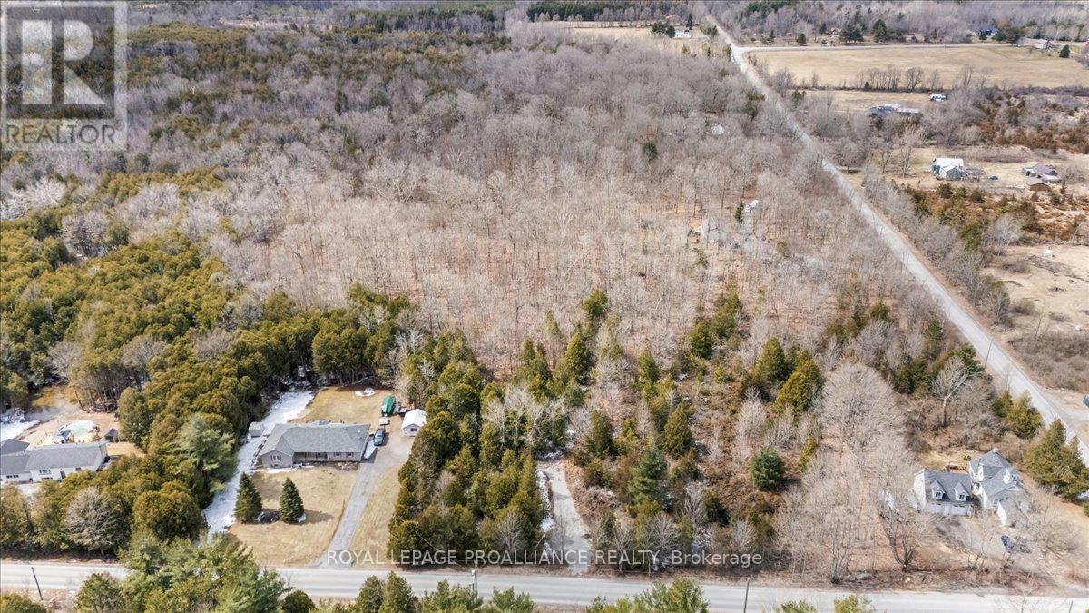 












817 CARSON ROAD

,
Centre Hastings,







Ontario
K0K3E0

